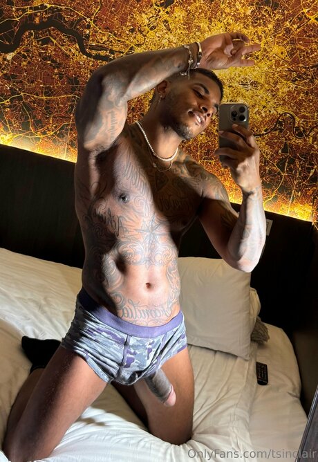 Tsinclair hot actress pictures