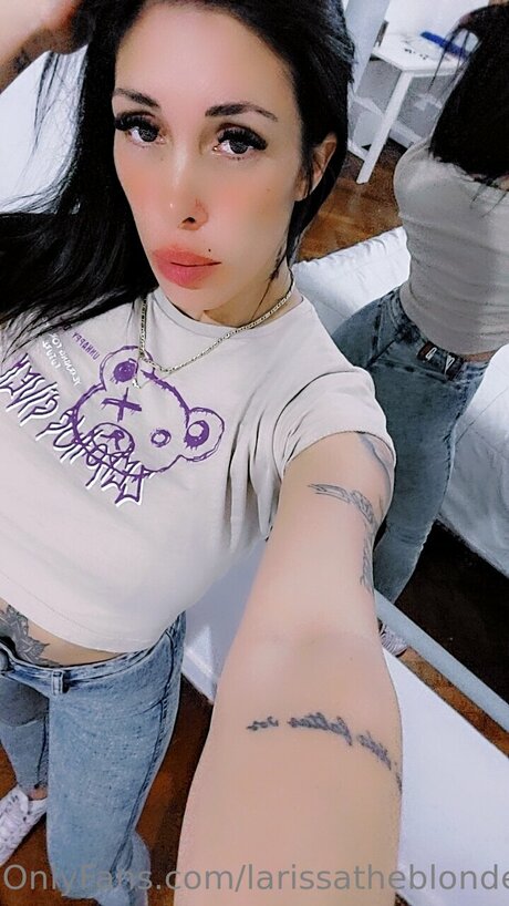 Larissafitgirl free model images