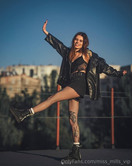Miss Mills Vip pornstar hd img