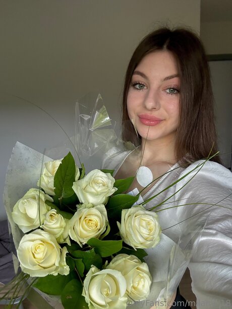 Milana 18 exclusive actress img