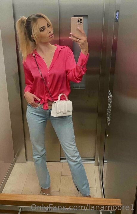 Lanamoore1 adult actress images