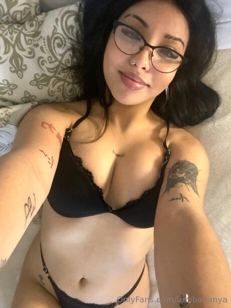 Iambananya art model pics