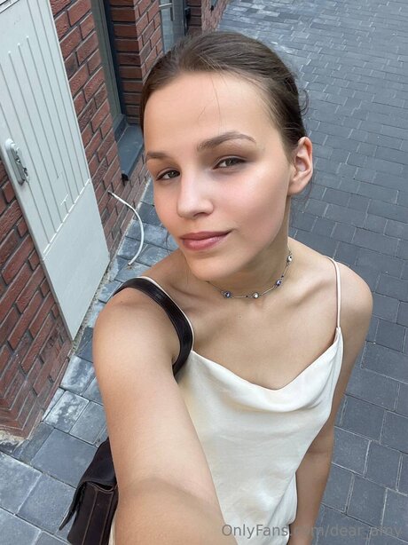 Dear Amy model exclusive pics