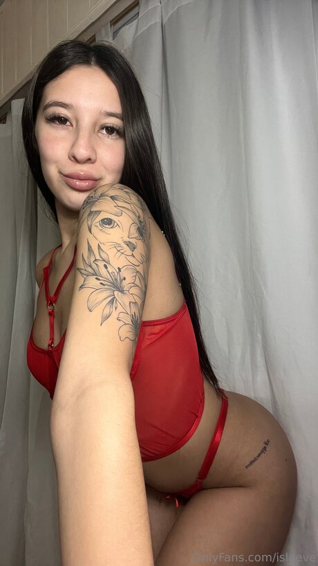 U219442991 pornstar sexy photo