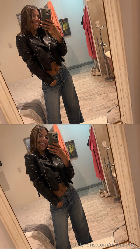 Mumilatian erotic pornstar image