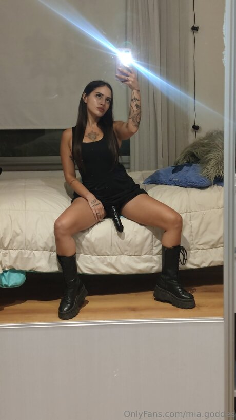 Mia Goddes sex star pic