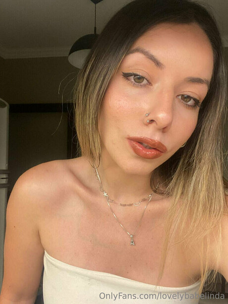 Lovelybabelinda pornstar nice photo