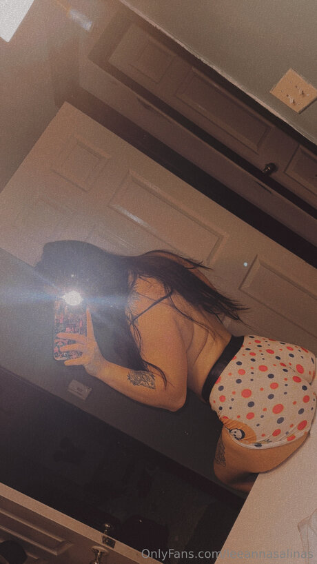 Leeannasalinas star adult photo