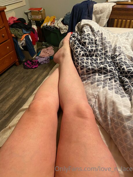 Love N Lace sexy pornstar galleries