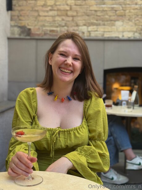 Mrs N pornstar art pictures