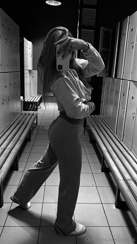 Gulias star erotic photos