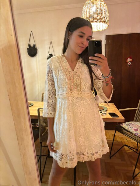 Rebecalou art star pic