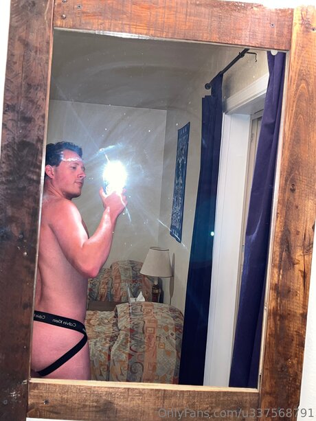 U337568791 art star image