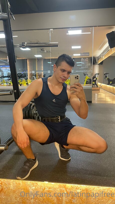 Latinpapifree art star pictures