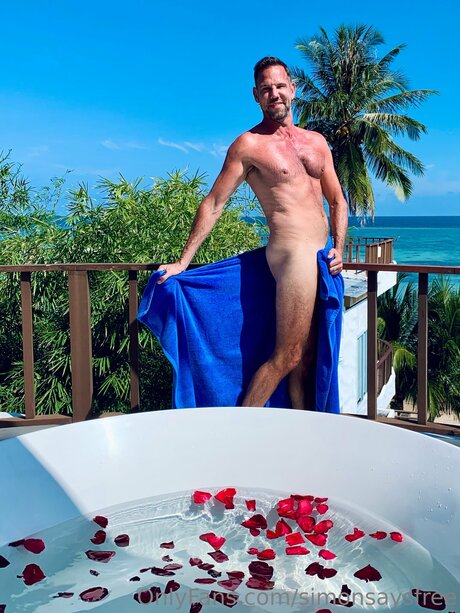 Simonsaysfree pornstar sexy pics