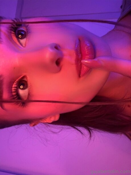 Gajabertolin art model archive