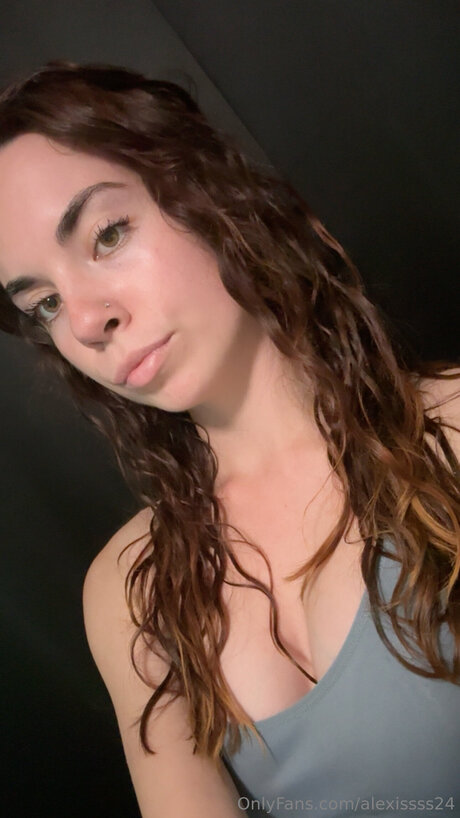 Alexissss24 hd actress photos