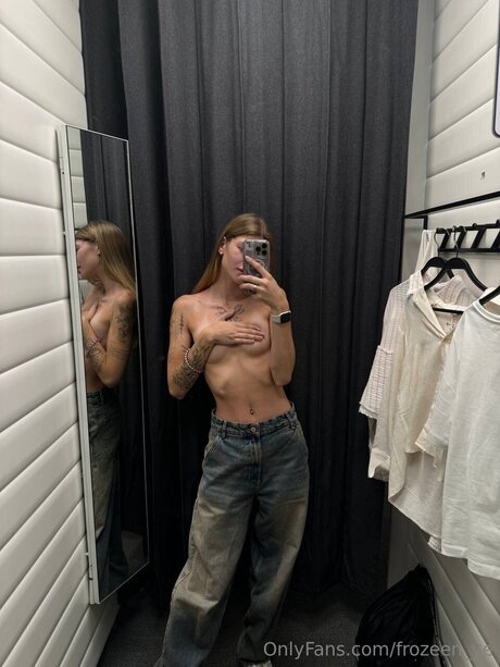 Frozeen Ye pornstar hd picture