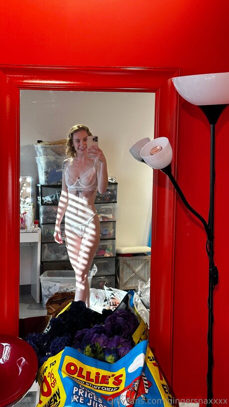 cuckold feet onlyfans naked pics