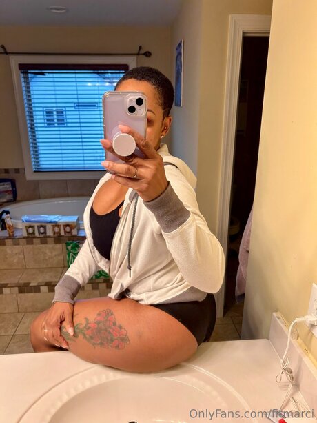 Fitmarci nude pornstar photos