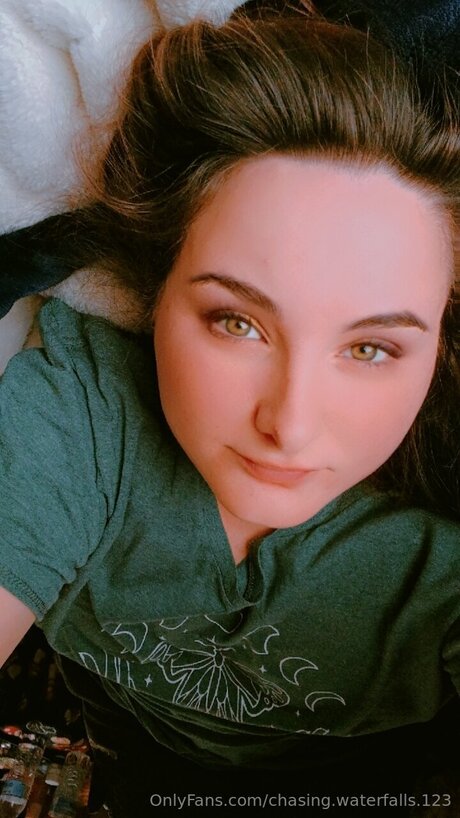 Chasing Waterfalls 123 sex model pictures