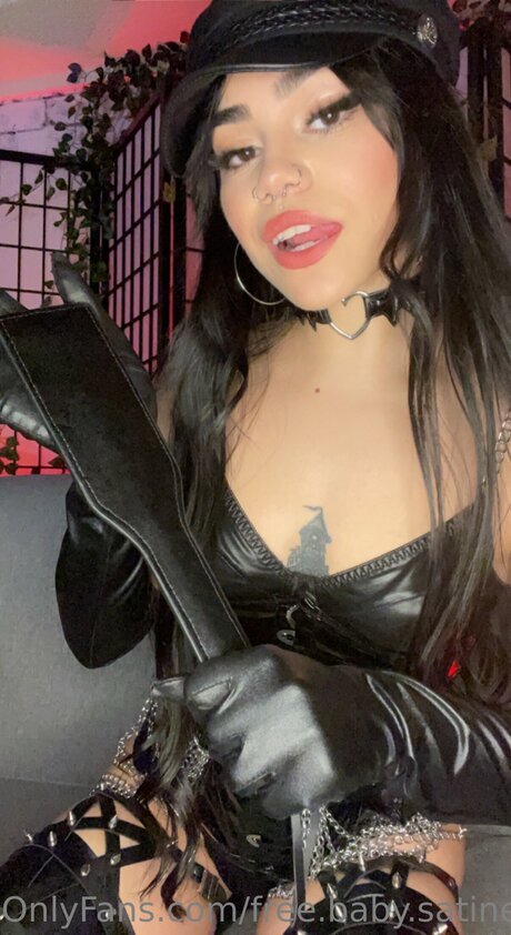 Free Baby Satine model image