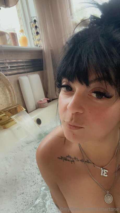 Leximartone erotic pornstar pictures