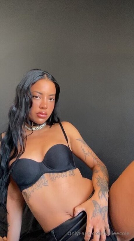 Kylieecole pretty pornstar photos