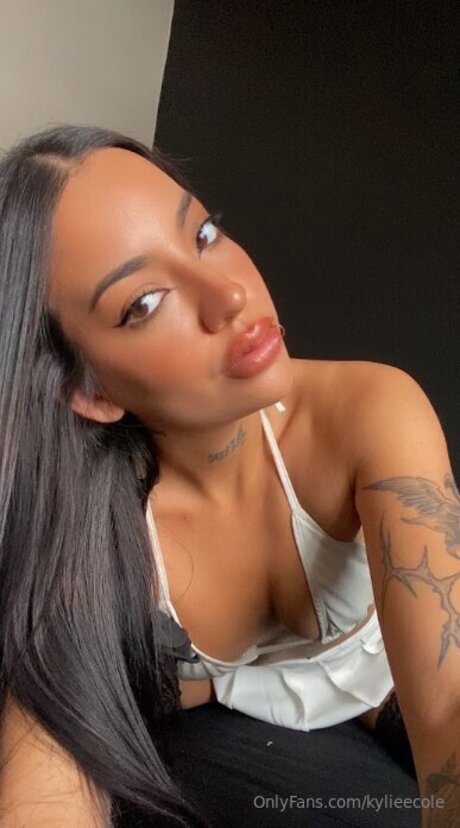Kylieecole star art photos