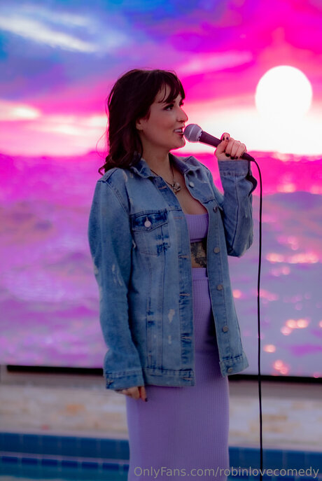 Robinlovecomedy model sex image