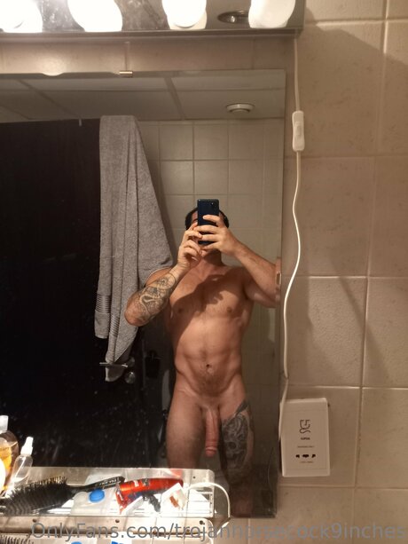 Trojanhorsecock9inches nudes actress images