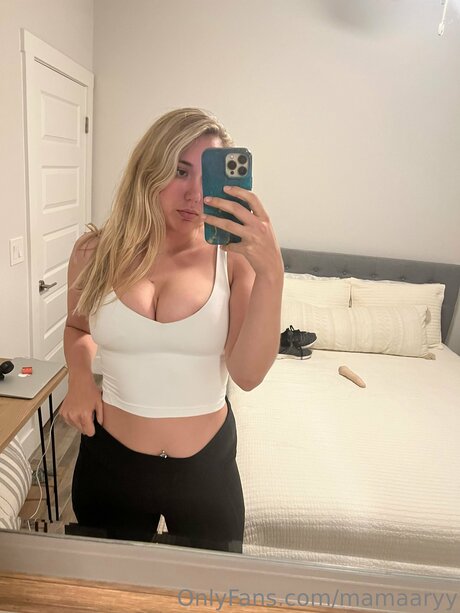 Reaganjames pretty pornstar picture