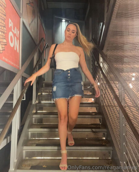 Reaganjames pornstar sexy pictures