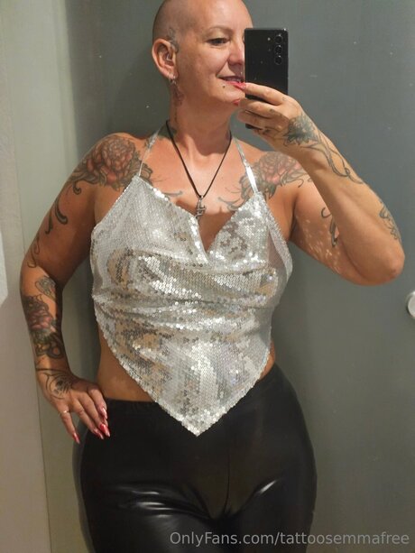 Tattoosemmafree pretty pornstar pic