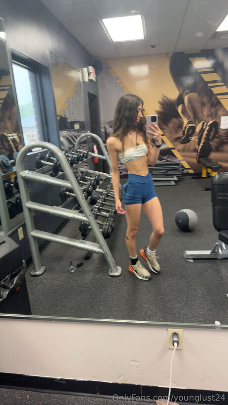 Younglust24 star pornographic photos