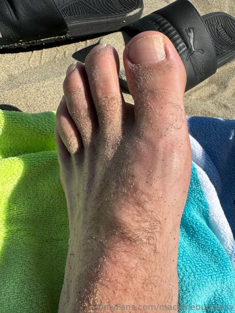 Machinebumkelly pornographic star photos