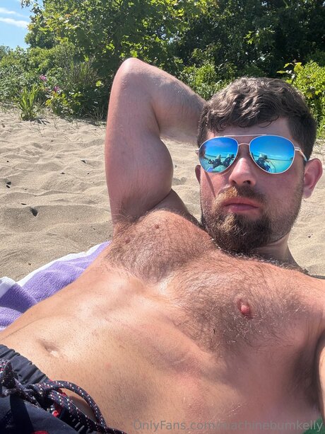 Machinebumkelly pornographic star gallery