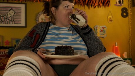 Mybodyisatempleton erotic pornstar photos