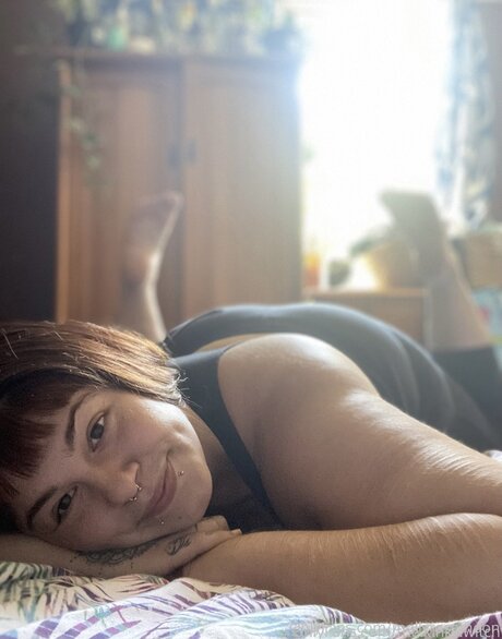 Mollyrosemoon star adult gallery