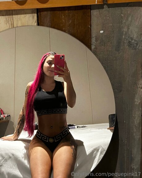 Pequepink17 pornstar adult photo
