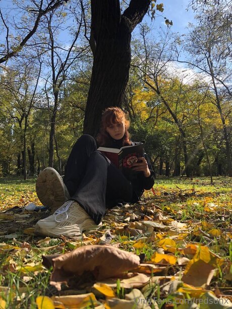 Redsunx model erotic image