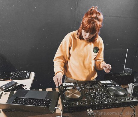 Redsunx model hd gallery