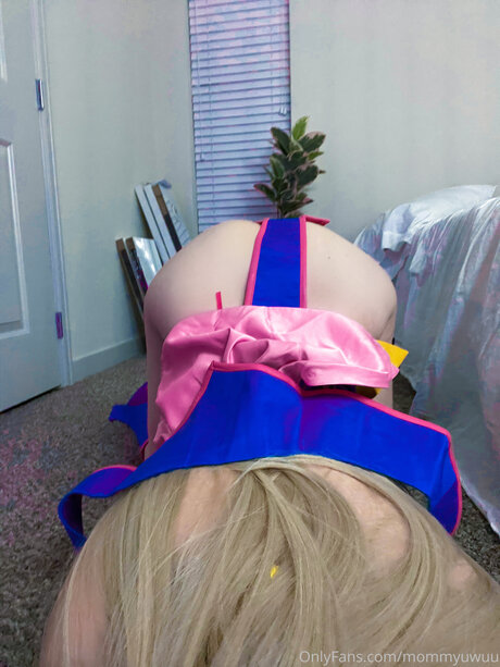 Mommyuwuu art pornstar pic