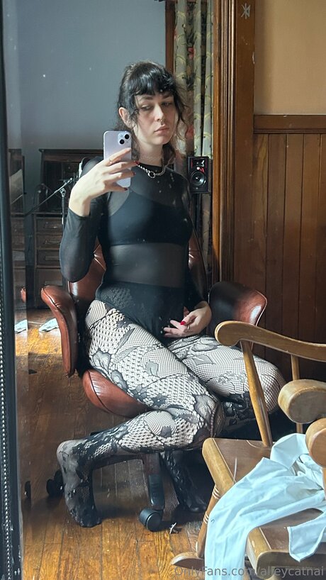 Alleycatnai porn star photo