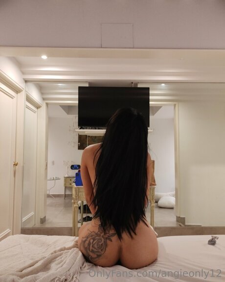 Angieonly12 high quality actress photo