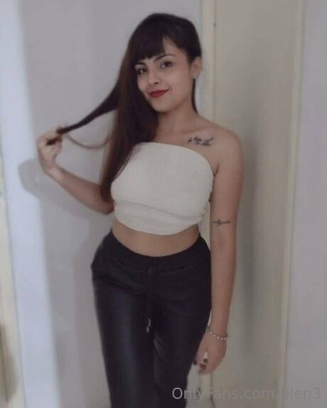 Blen3 star naked photos