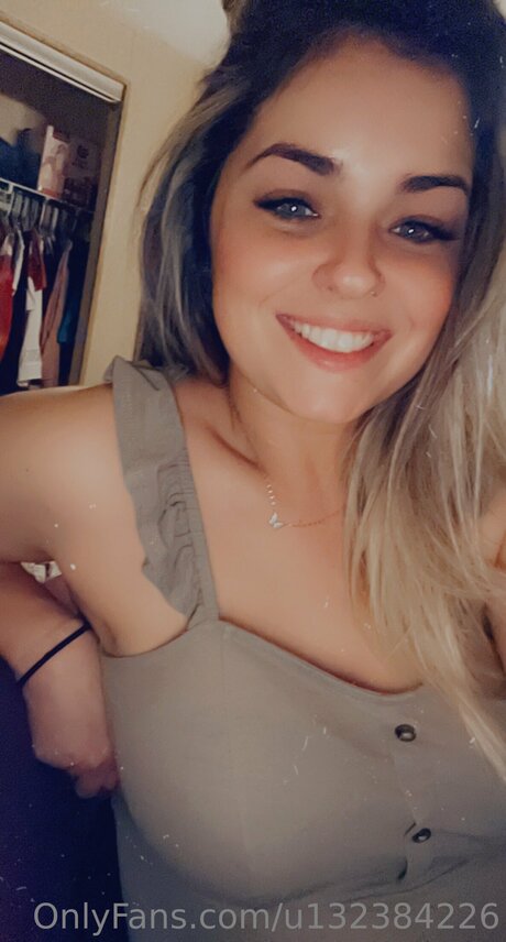 mature squirt onlyfans beautiful photos