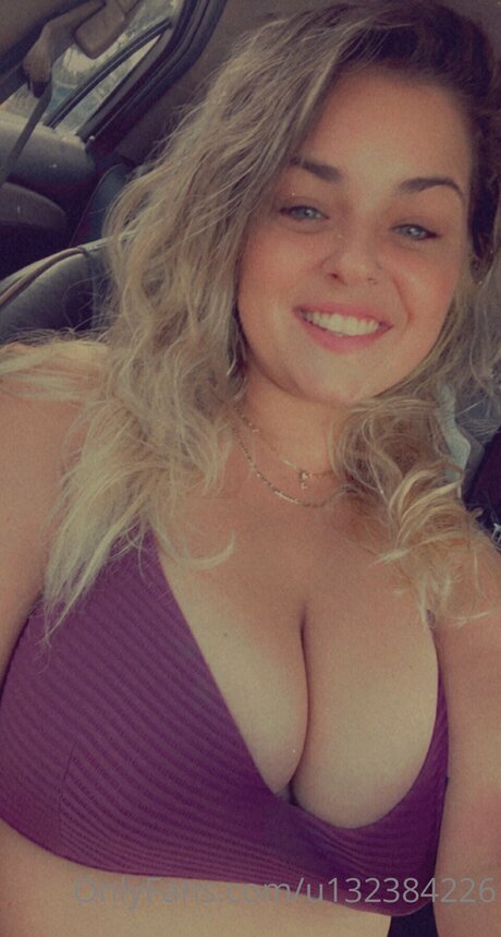 U132384226 pornstar art pictures