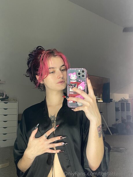 Thetattedfairy hd pornstar image