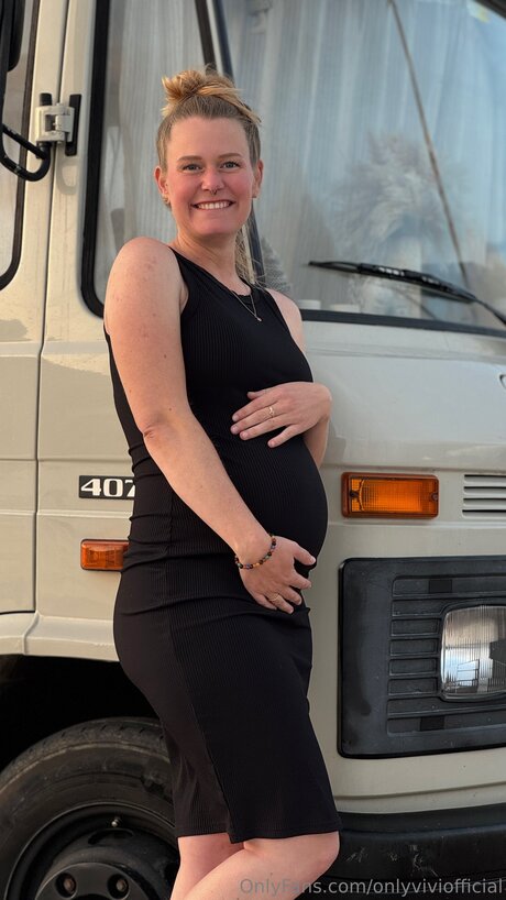 girlfriend onlyfans art nude photo